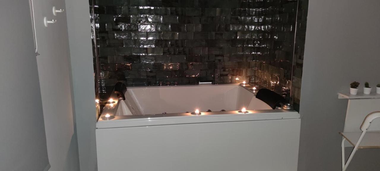 ヘレスLatorre Jacuzzi Jerezアパートメント エクステリア 写真